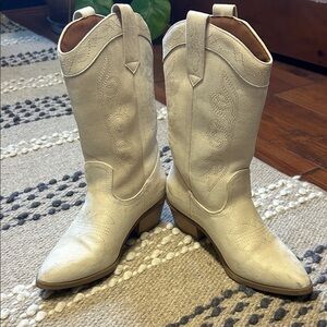 American Eagle Western Boots